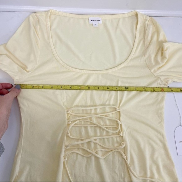 Song of Style Jovi Midi Dress in Mellow Yellow Size M - Picture 7 of 10